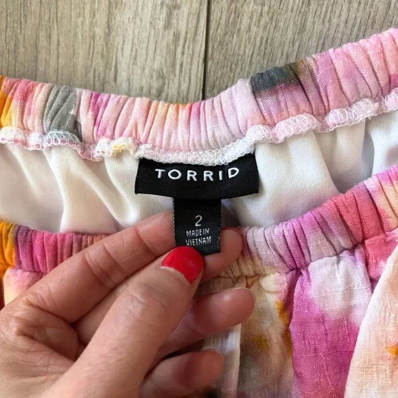 Torrid Multi Watercolor Tie-Dye Off-Shoulder Ruffled Neckline Top Size 2X Boho - Picture 3 of 11